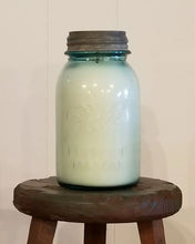 Load image into Gallery viewer, Soy Wax Candle - Almond Vanilla Coffee
